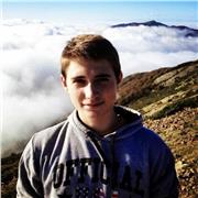 Imparto clases particulares de matemáticas, soy graduado en ingeniería. Llevo trabajando con niños des de hace 6 años de todas las edades. Cualquier tipo de dudas las respondo por wats para los alumnos. Además dispongo de amplios conocimientos de física